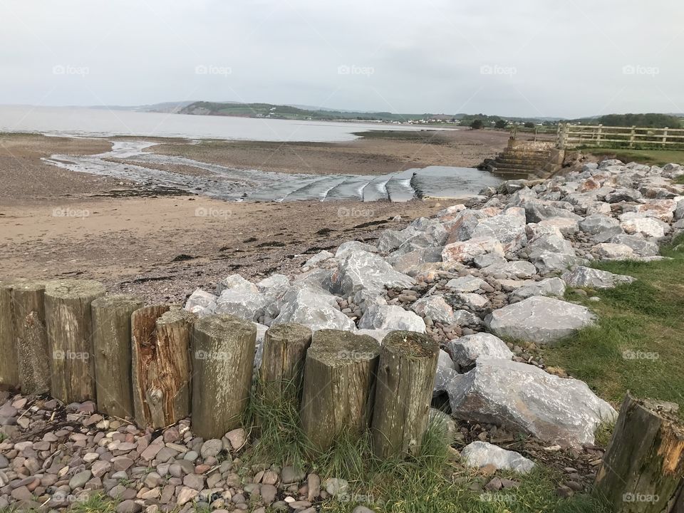 I like to discover new places, l had visited Dunster Castle in Somerset, but never Dunster Beach, this is Dunster Beach, popular l believe with walkers.