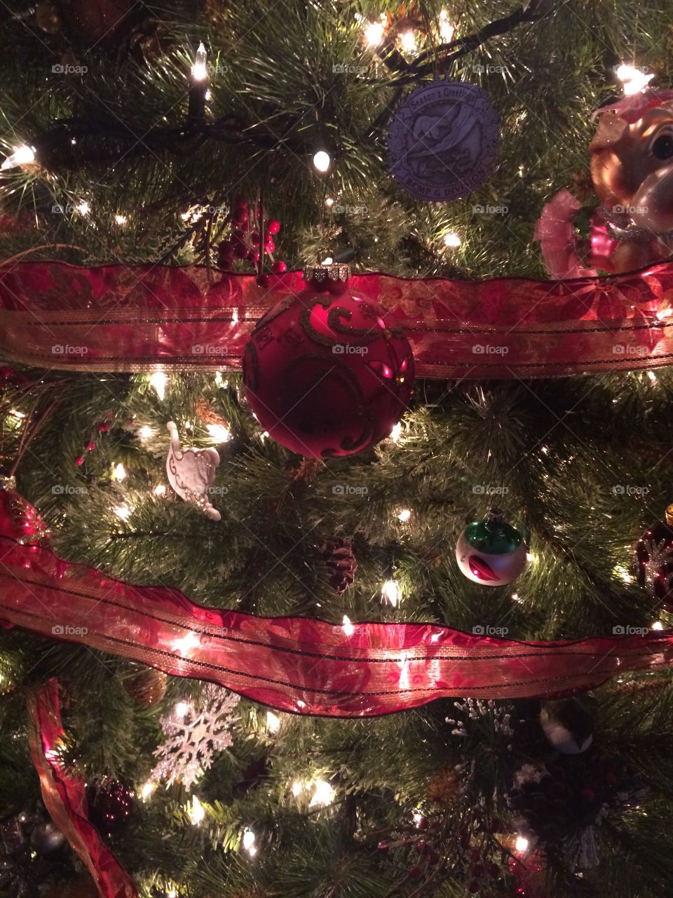 Beautiful Christmas tree with ornaments! 