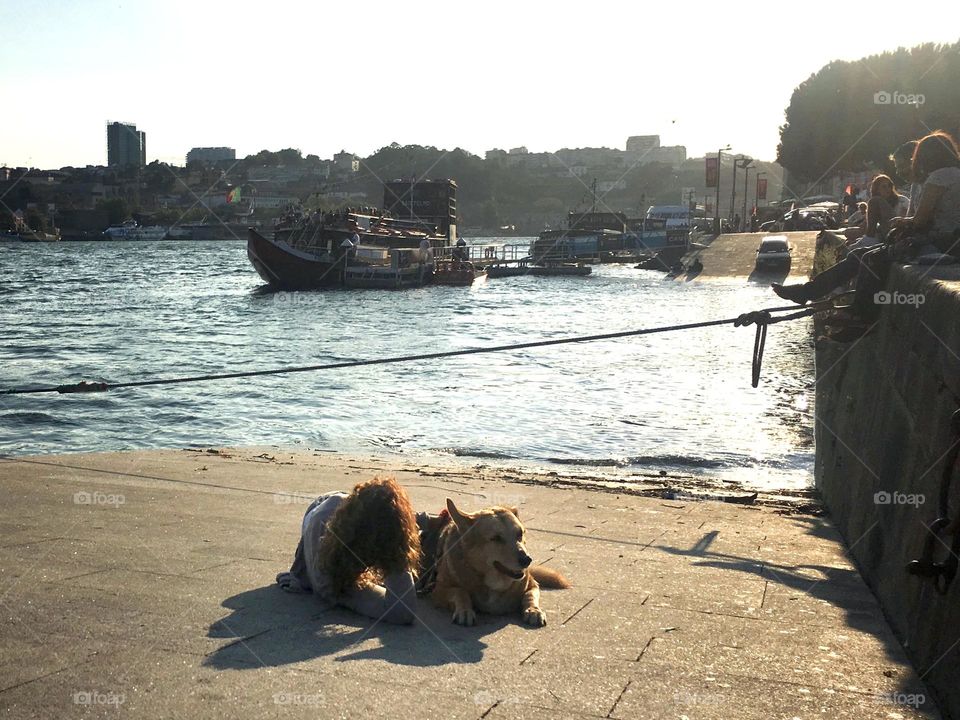 Taking sun shower with the pal