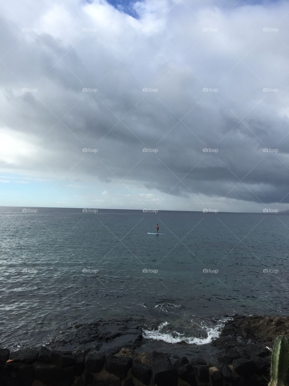 Surfista 🏄 en océano Atlántico Islas Canarias 