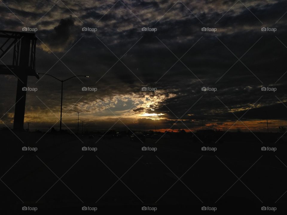 Through the darKness, there will always be liGht