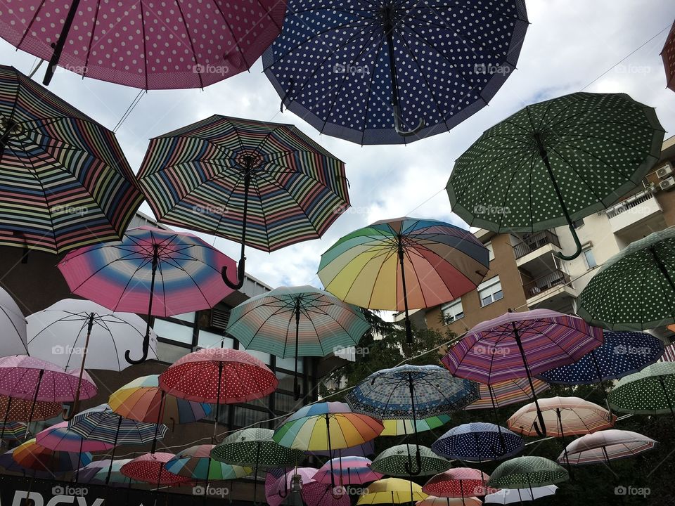 Umbrella covered diner suitable for autumn