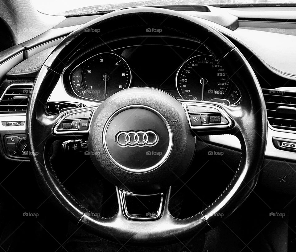 Circles ⚫⚪ Car⚫⚪