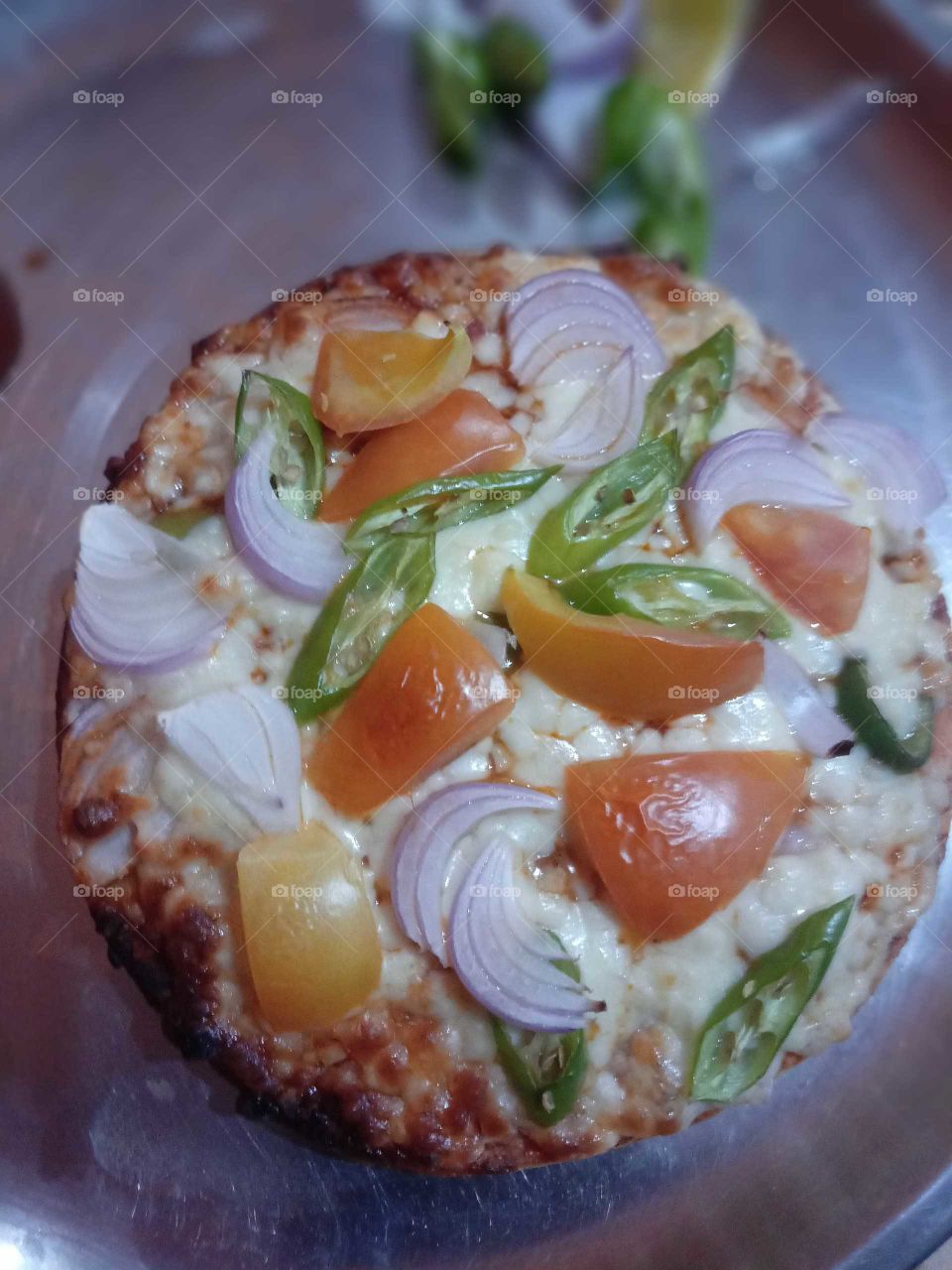 onion tomato Pizza