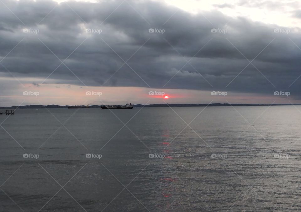 A fireball in sky 🔴