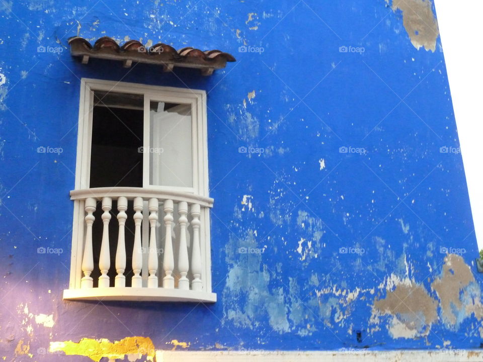 window in Cartagena Columbia
