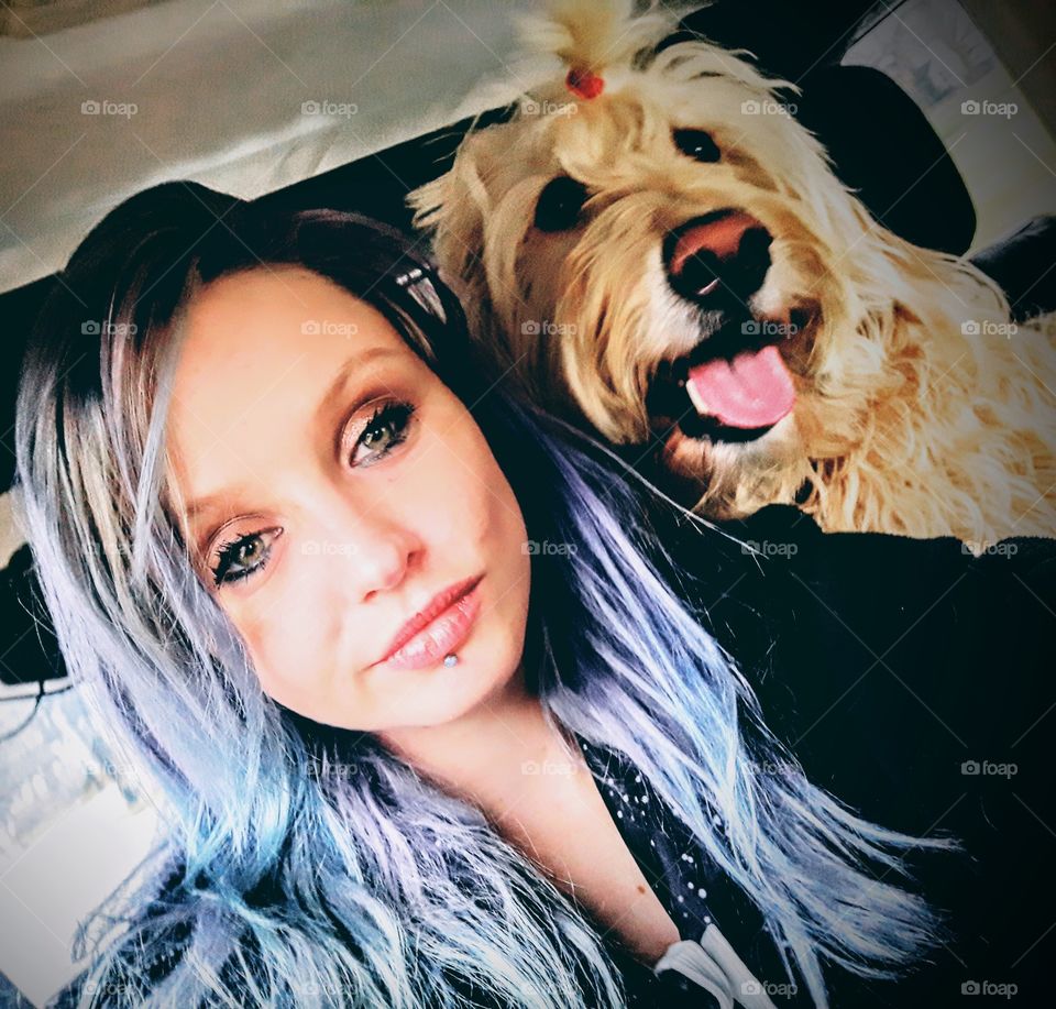 chillin with a doggie with a cute ponytail:)