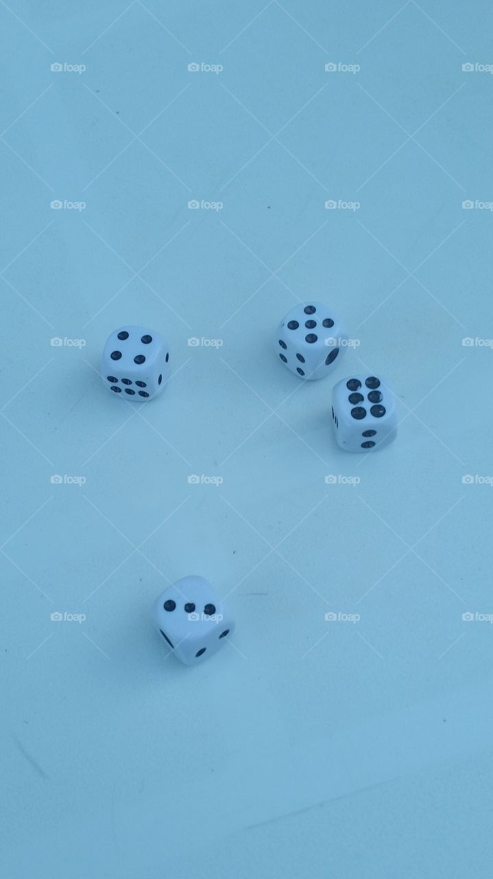 dices