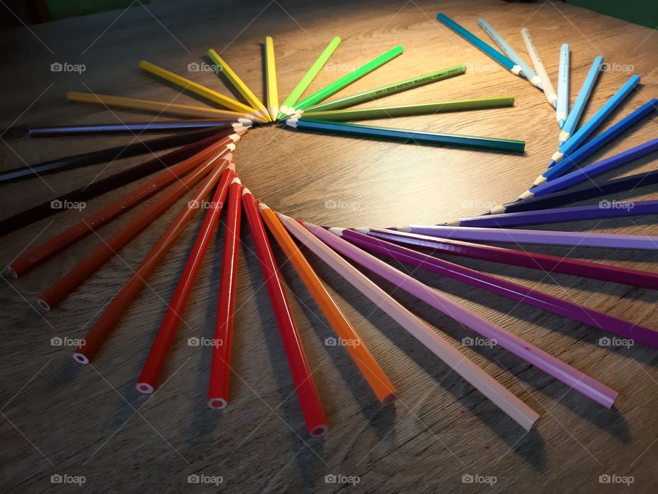 Crayons Color love
