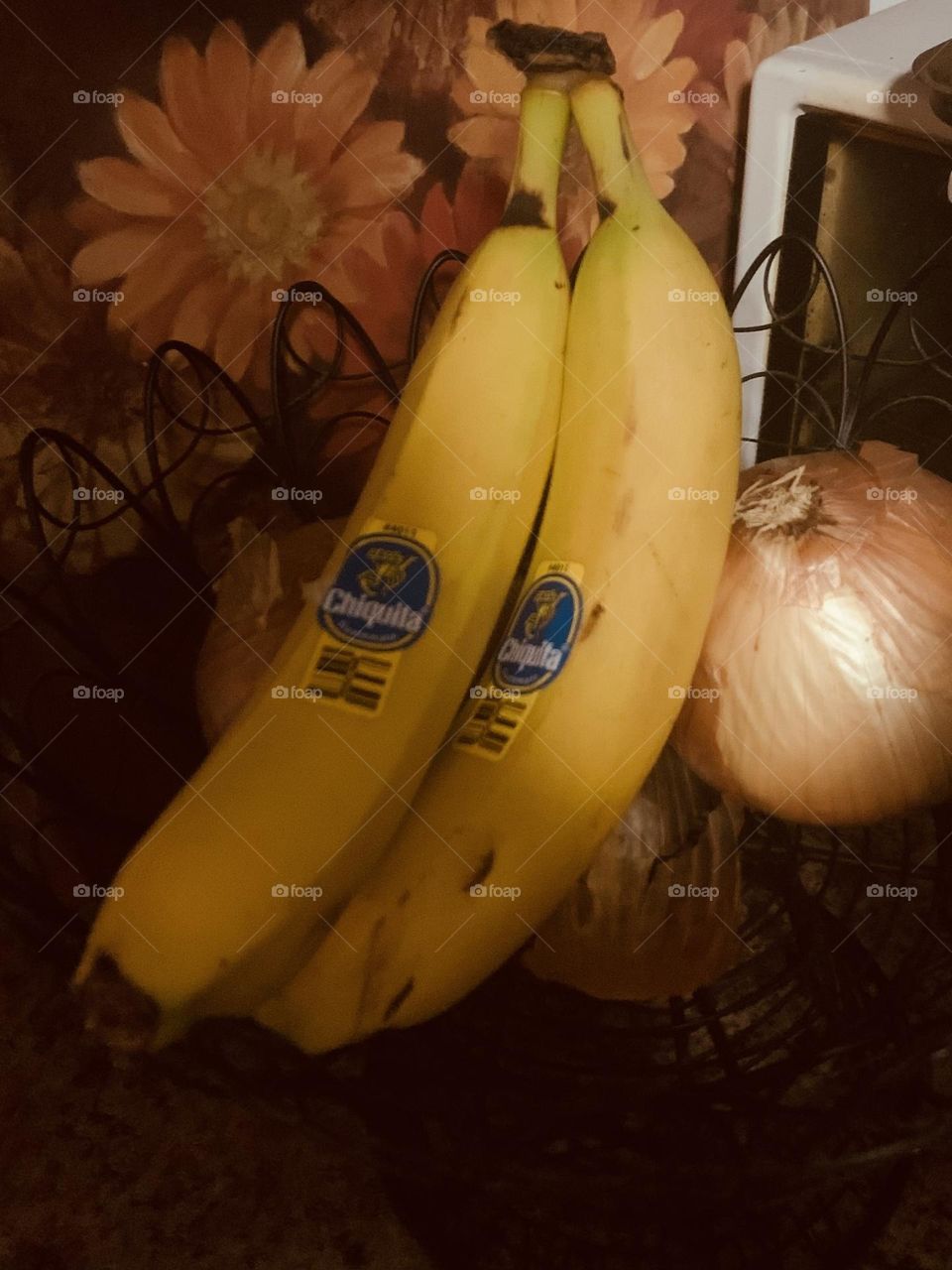 Bananas and onions 