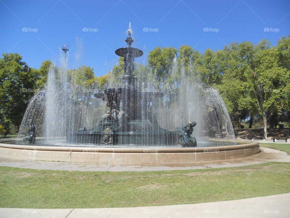 fuente de los Continentes Mendoza