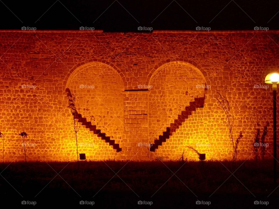 lovers wall