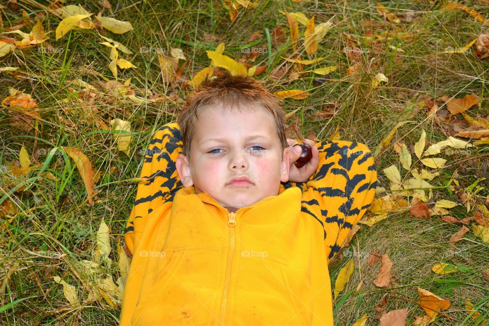 child in fall