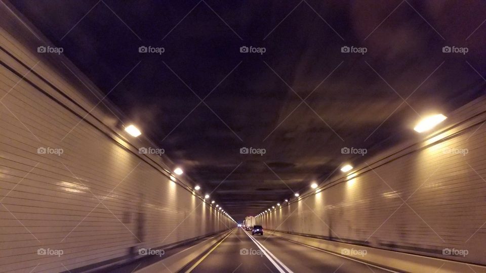 Tunnel