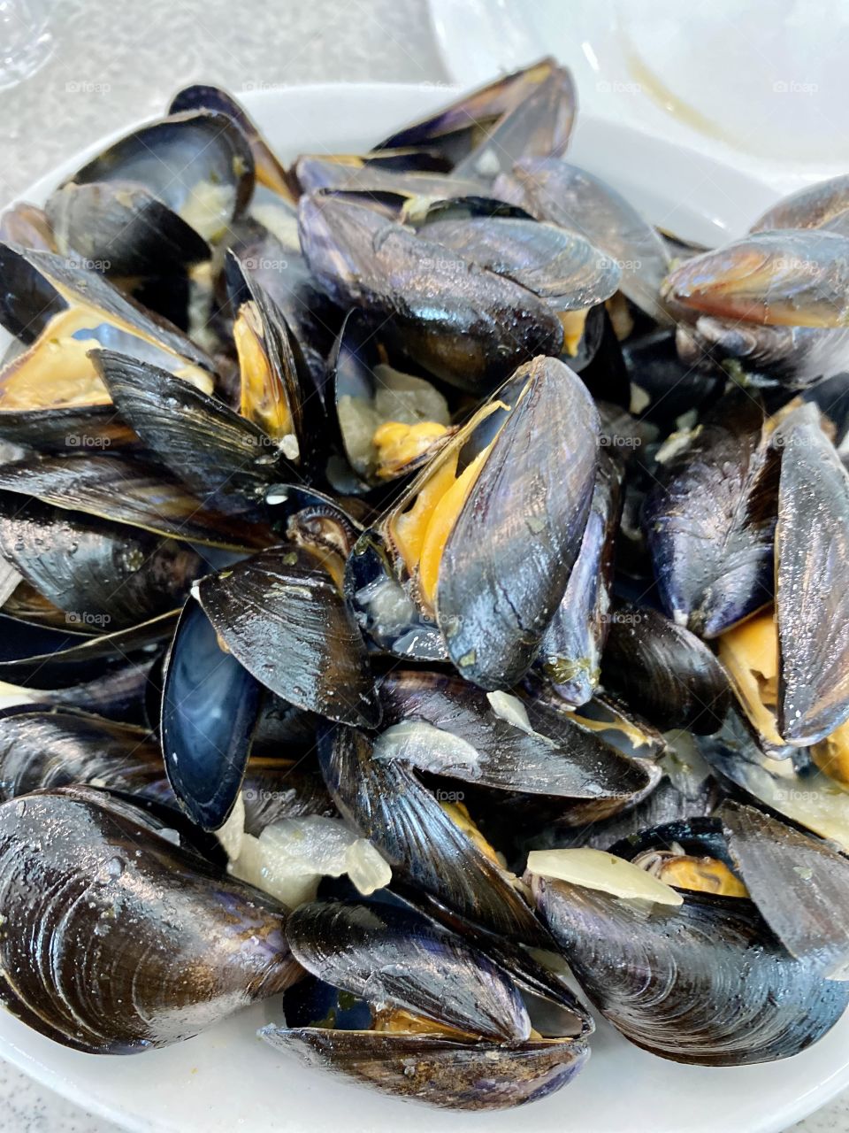 Marinated mussel dish