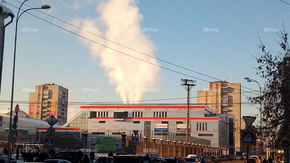 дым.небо.улица.город.