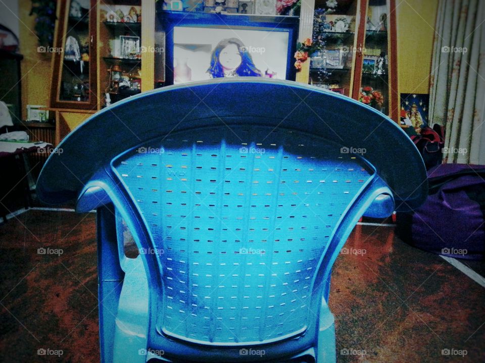 watch alone. silence