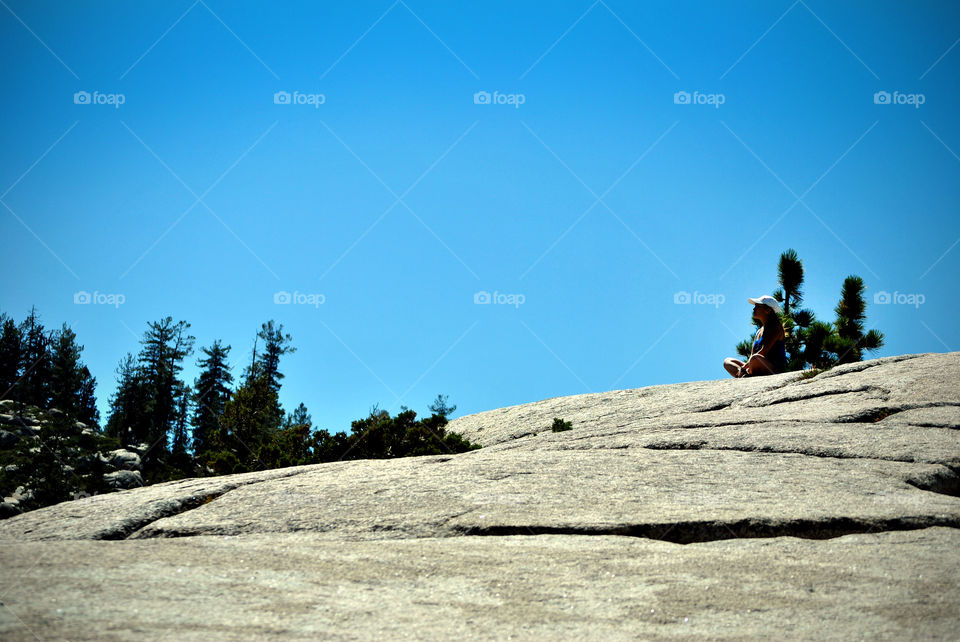 photo story of a girl unwinding on the mountain top