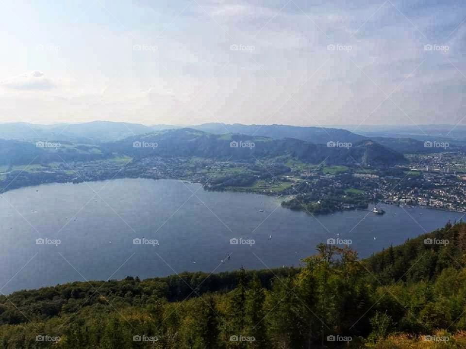 The majesty of the lake