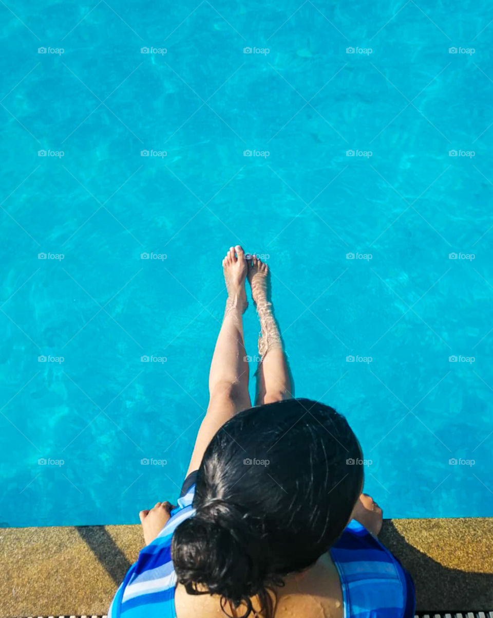 Lounging around the pool with friends, just laughing and sharing stories , is one of the underrated but best experiences in life