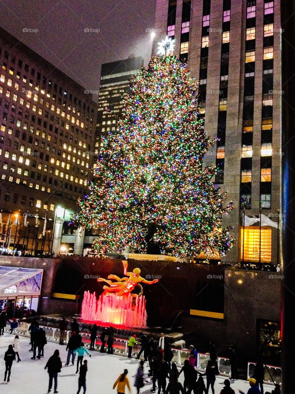 Rockefeller tree and red fountain