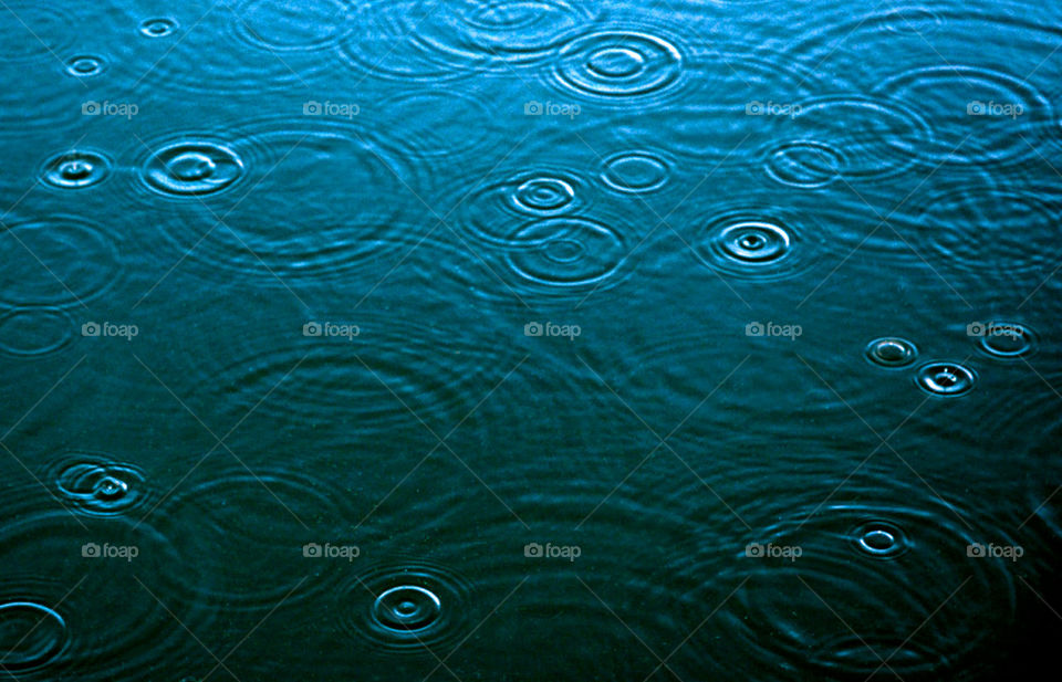 lights on the ripples, raining