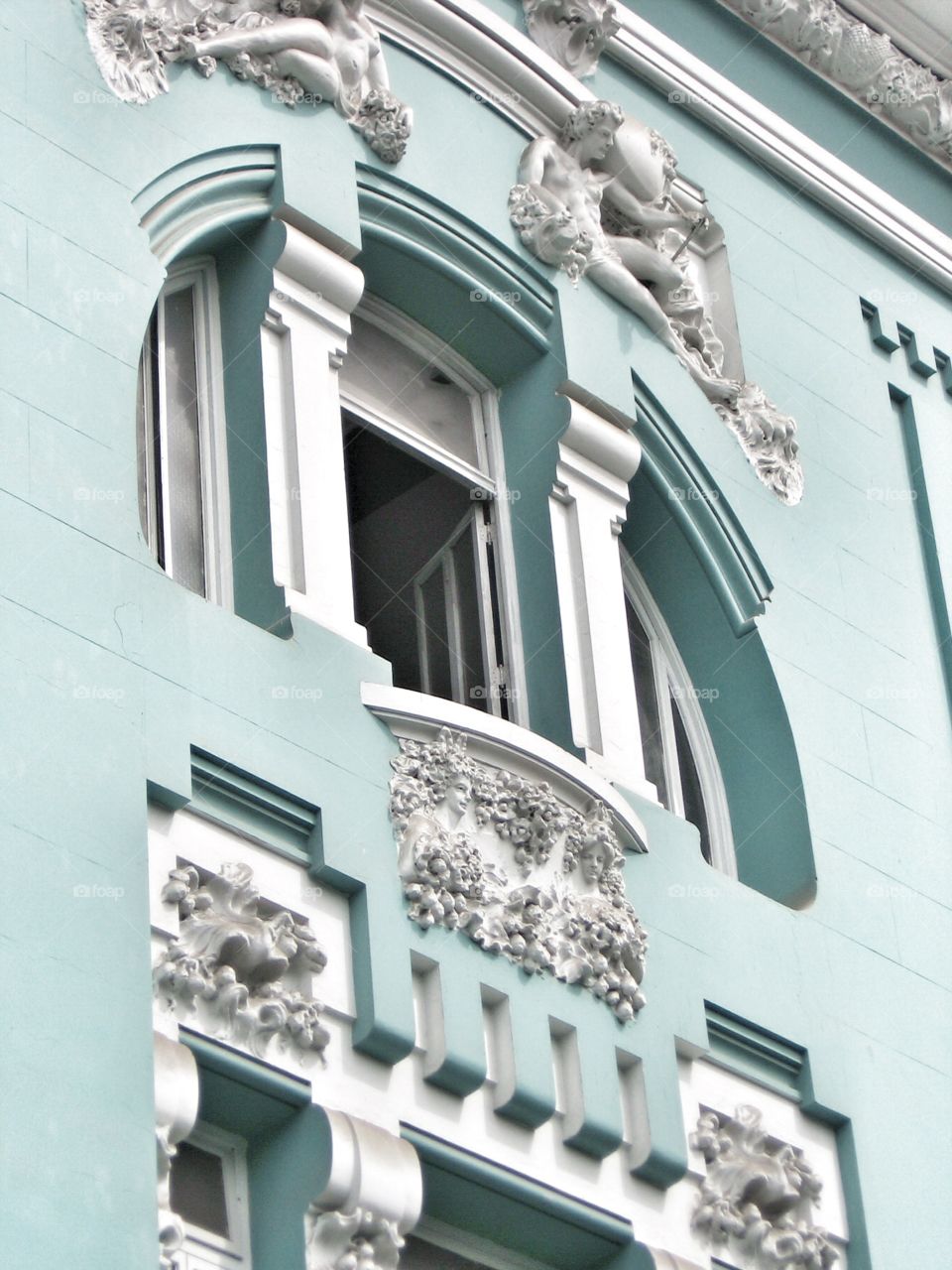 Windows of Buenos Aires