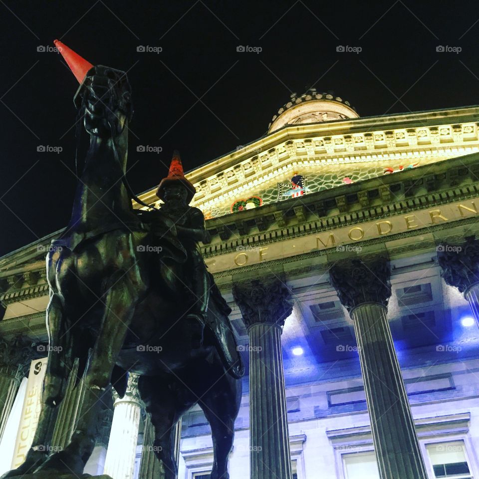 Duke of Wellington statue complete with two cones, Glasgow!!