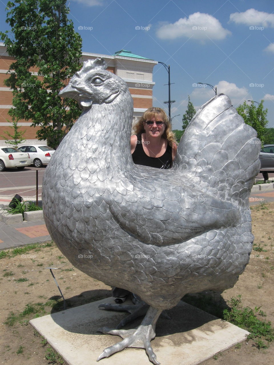 big silver chicken