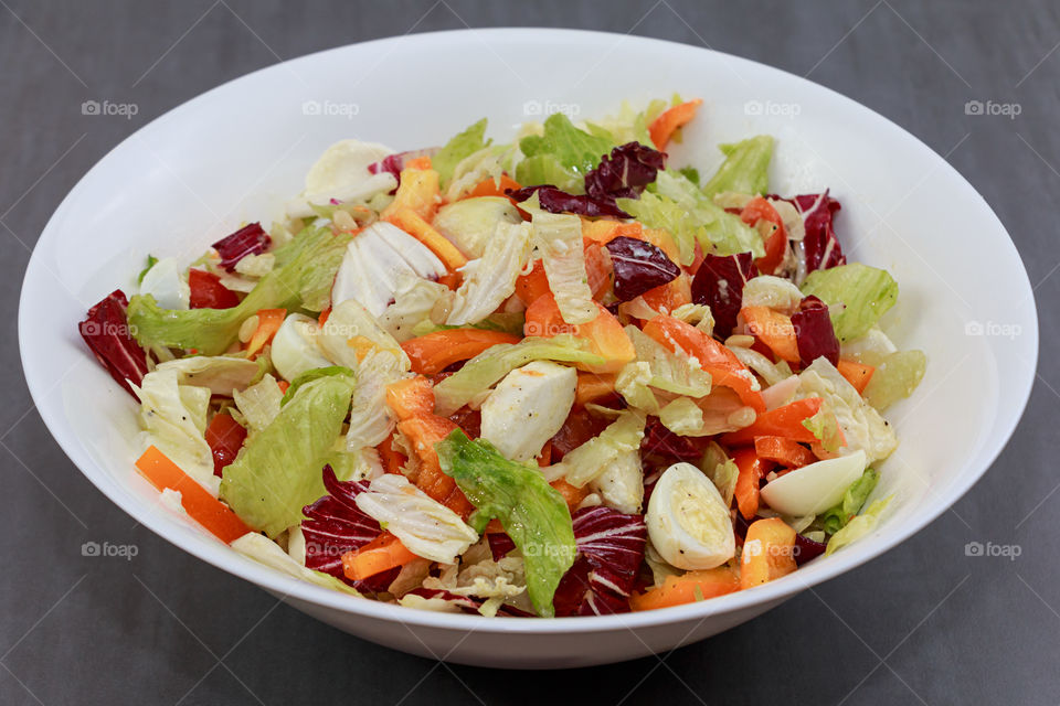 Bowl of vegetable salad