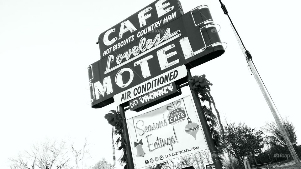 Loveless cafe. Tennessee famous loveless motel
