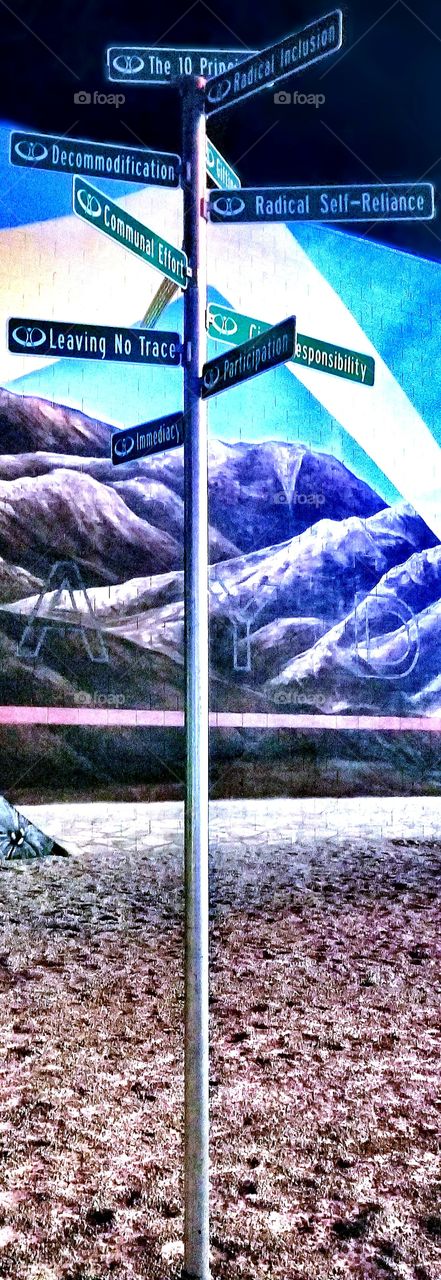 BIGGEST LITTLE CITY IN THE WORLD