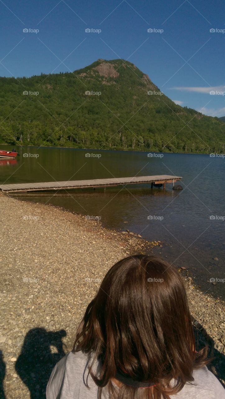 Look at that mountain.