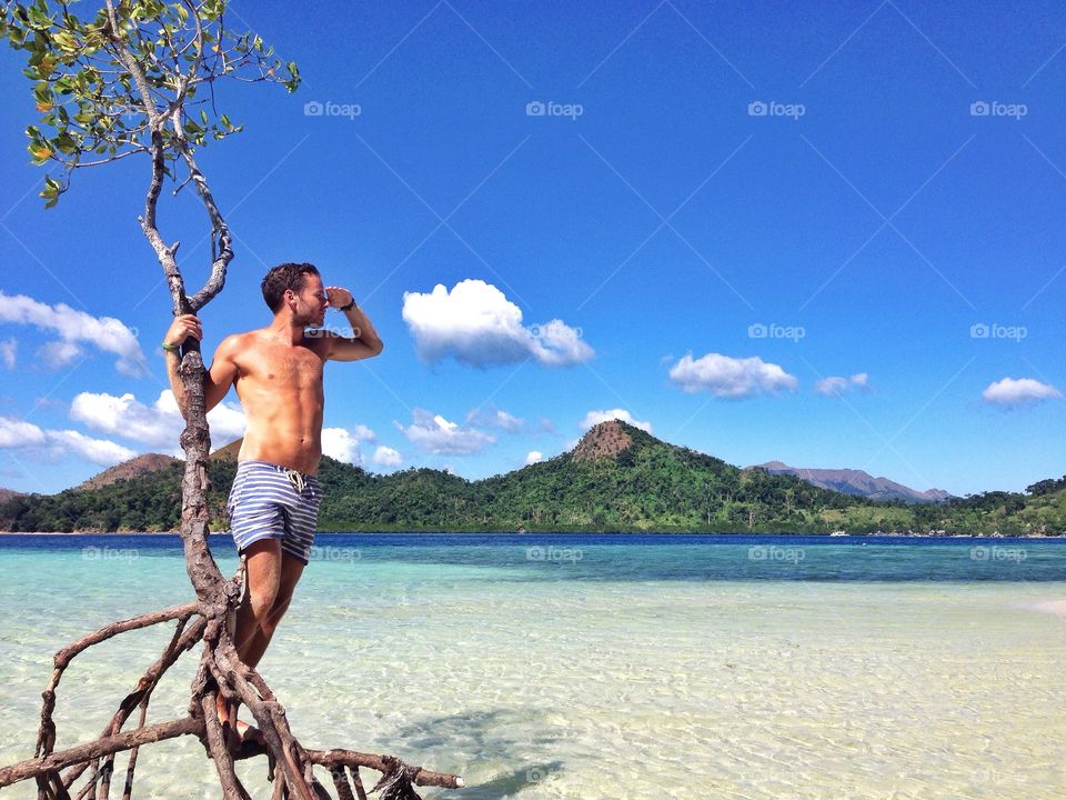 Searching. At Coron Palawan Philippines