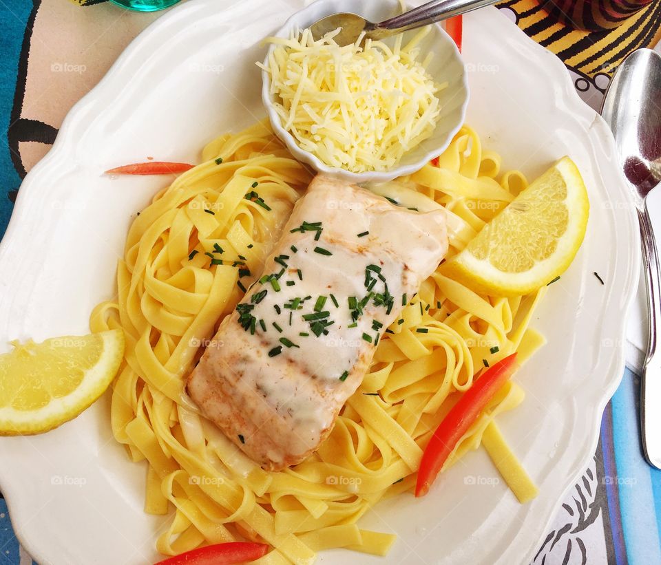 Delicious salmon with pasta for lunch, enjoy a lot