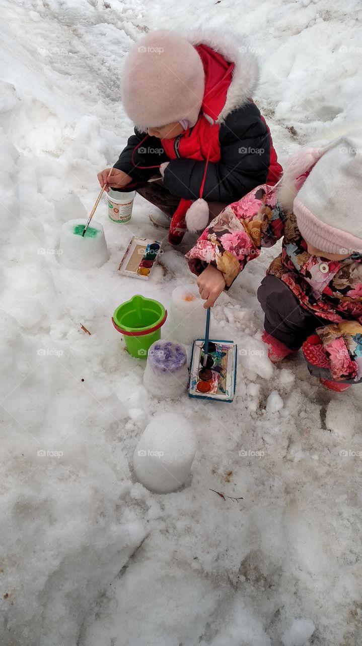 The last snow have a good ideas. paint and relax for children.