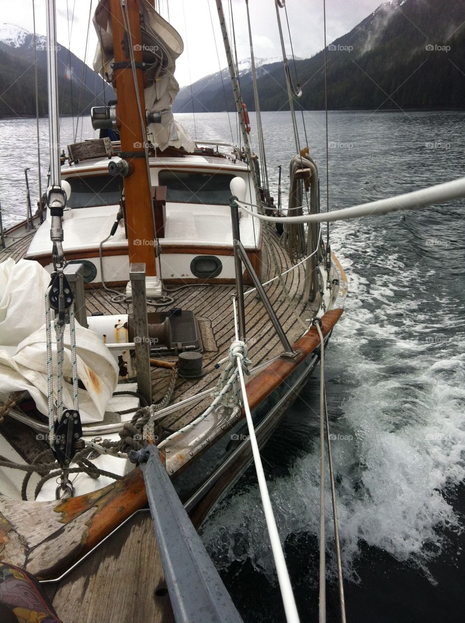 Lieveling Inside Passage. Sailing our 41' Tai Chao sailboat home to Alaska. 49 days at sea. 