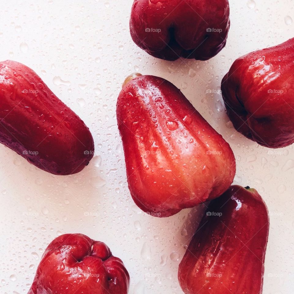 Fresh rose apples