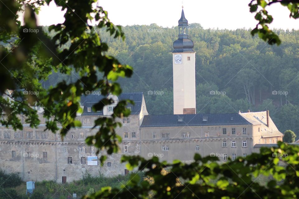 das wundervolle schloss im sommer