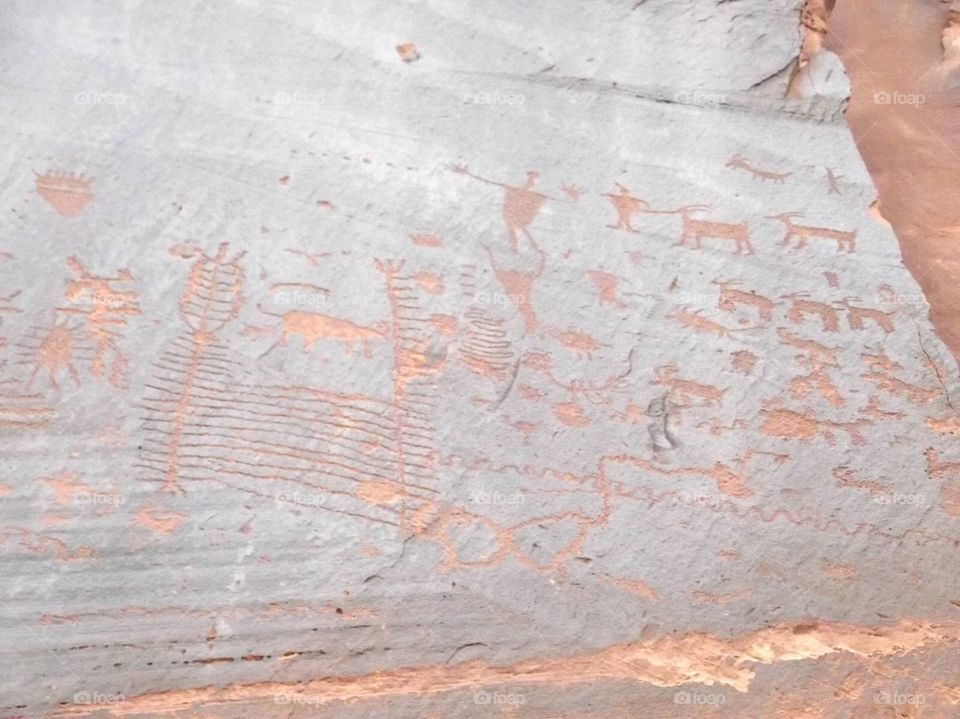 Utah desert petroglyphs 
