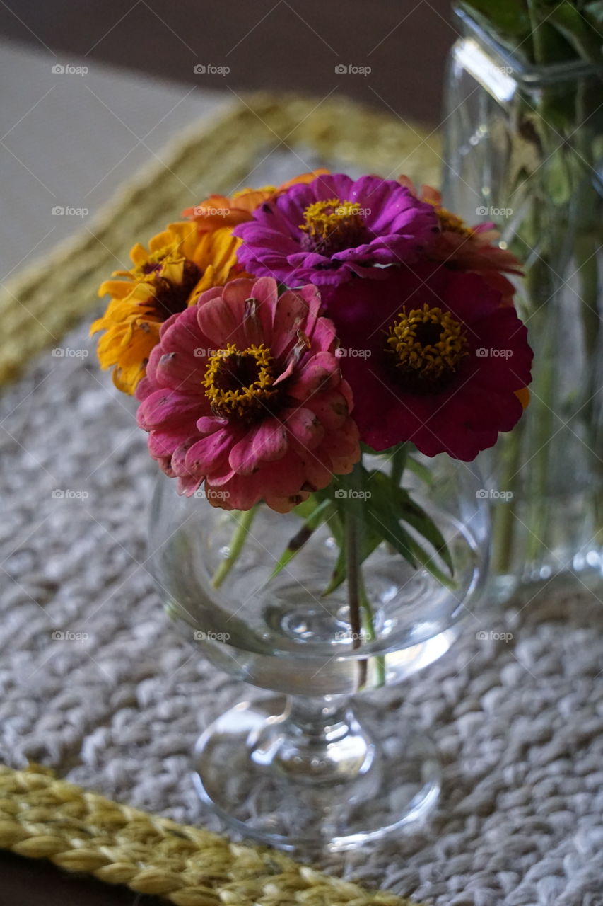 Zinnia bouquet. 