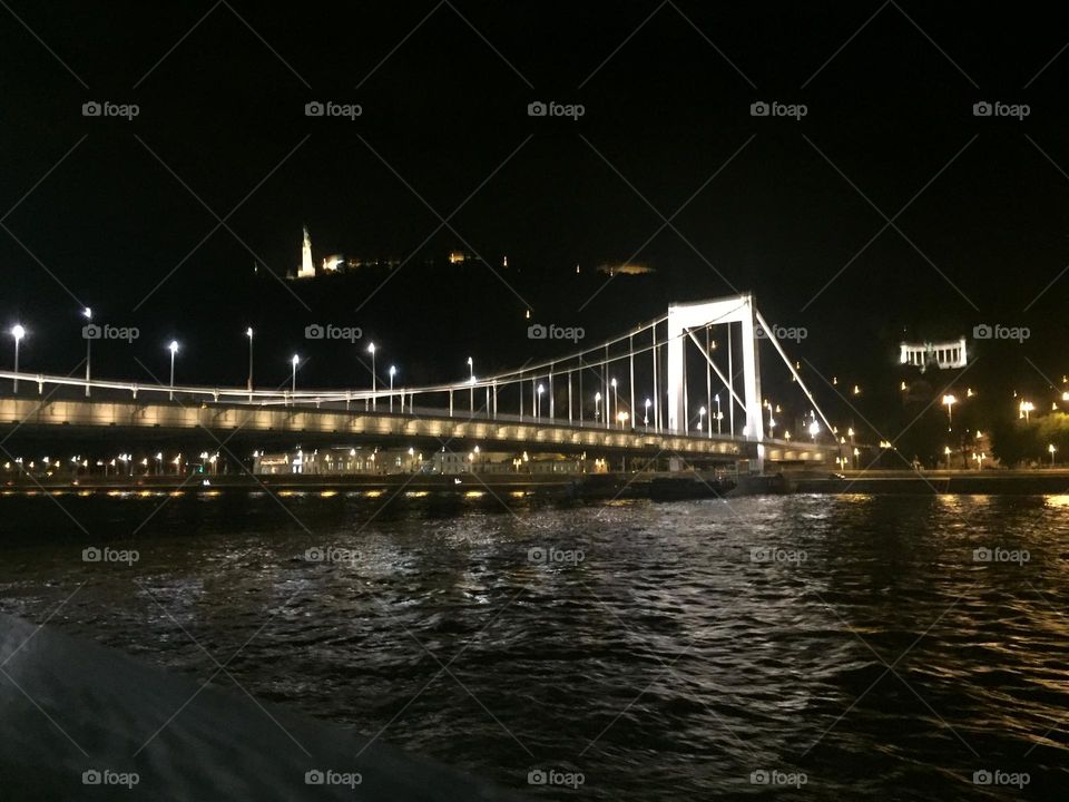 Night bridge 