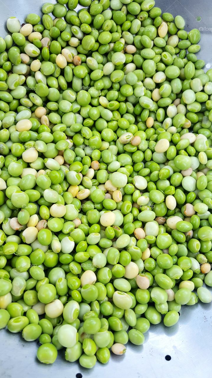 Fresh pigeon peas