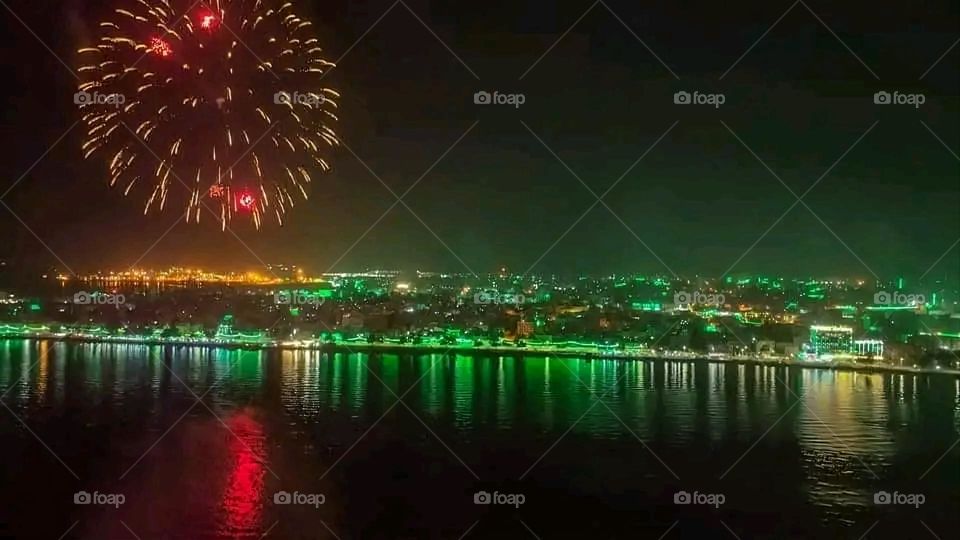 A very beautiful picture, and there is no better picture than it. There is no better picture of green herbs and colorful, red and white roses than it. Glory be to God, the natural and picturesque view, and there is no more
