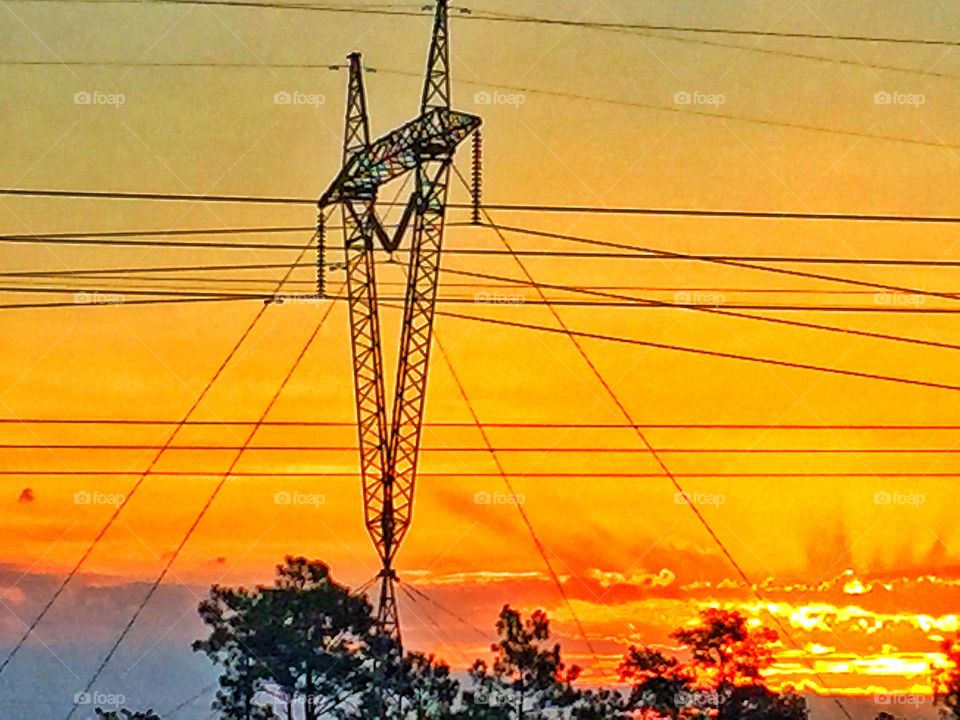 Power. Sunrise and the power grid 