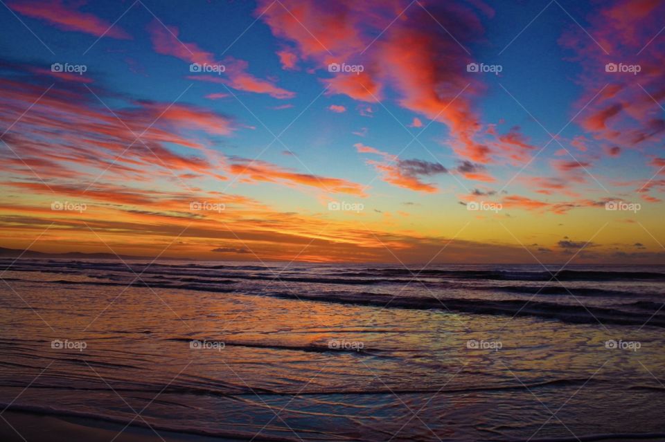 Wanderlust! A strong desire to wander, travel and explore the world!