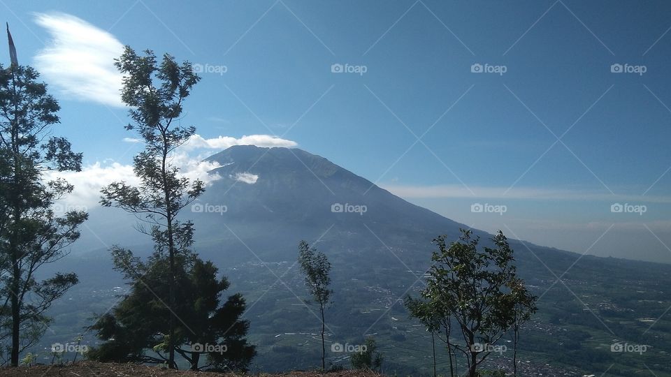 View of Mount Merabu from Mount Telomoyo