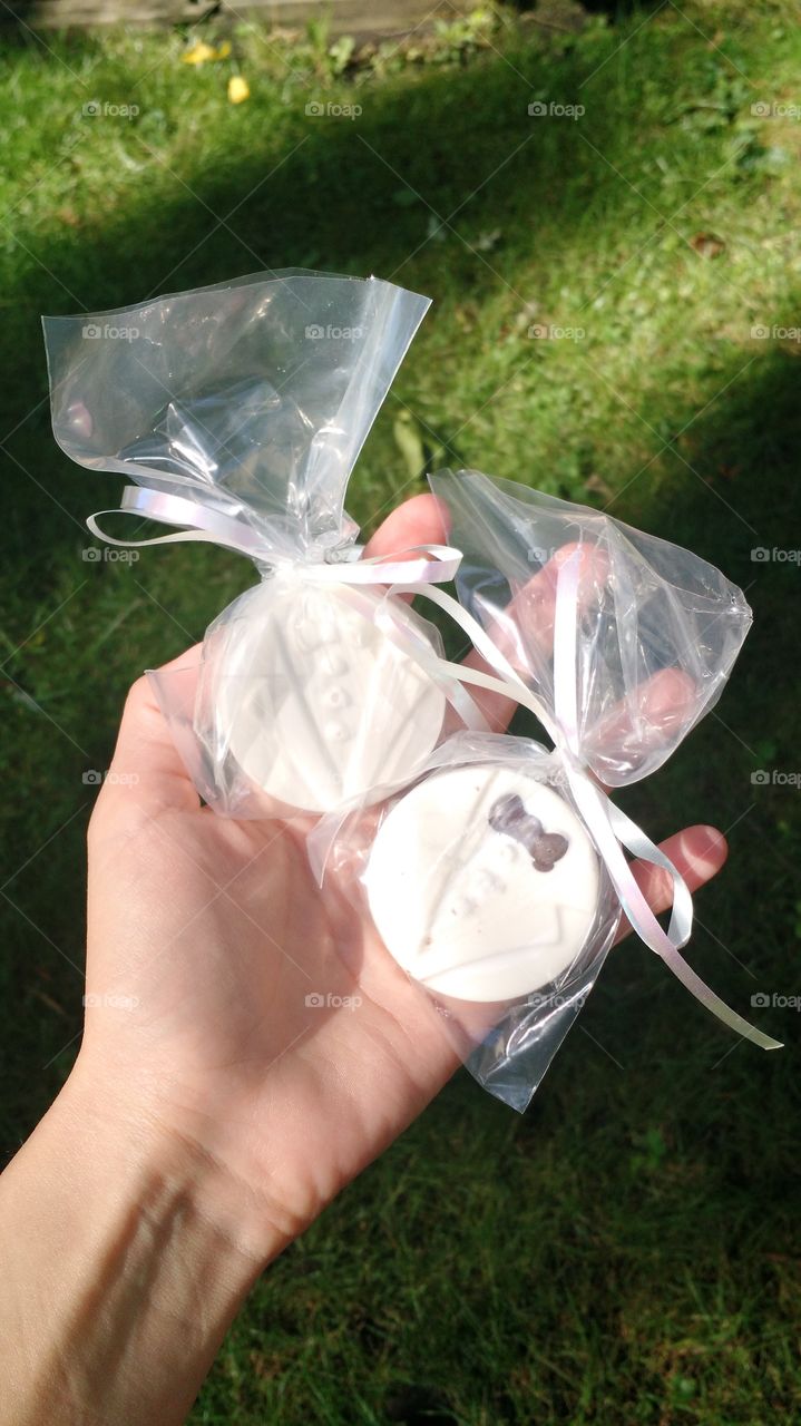 bride and groom oreos