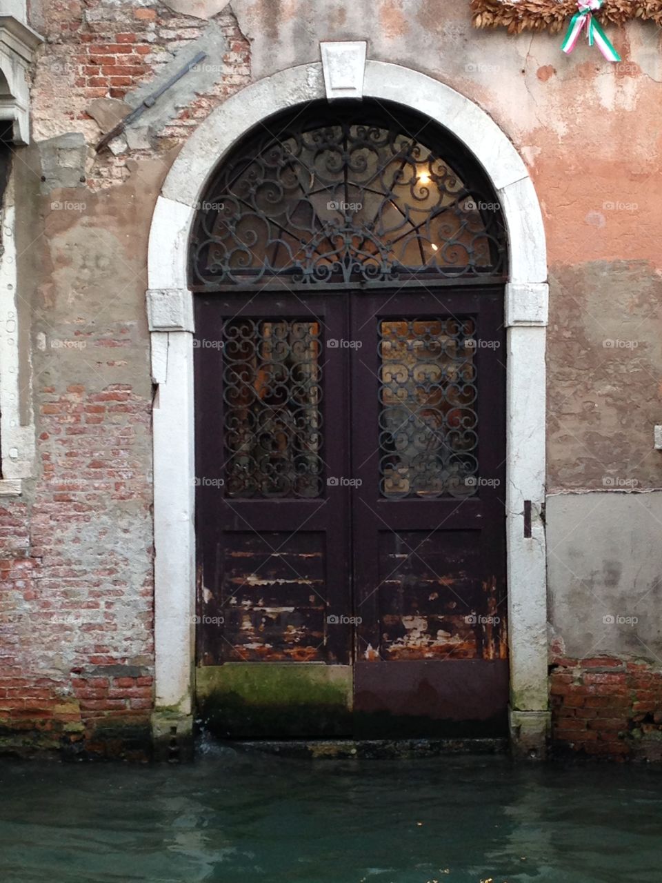 Venetian canal doorway image