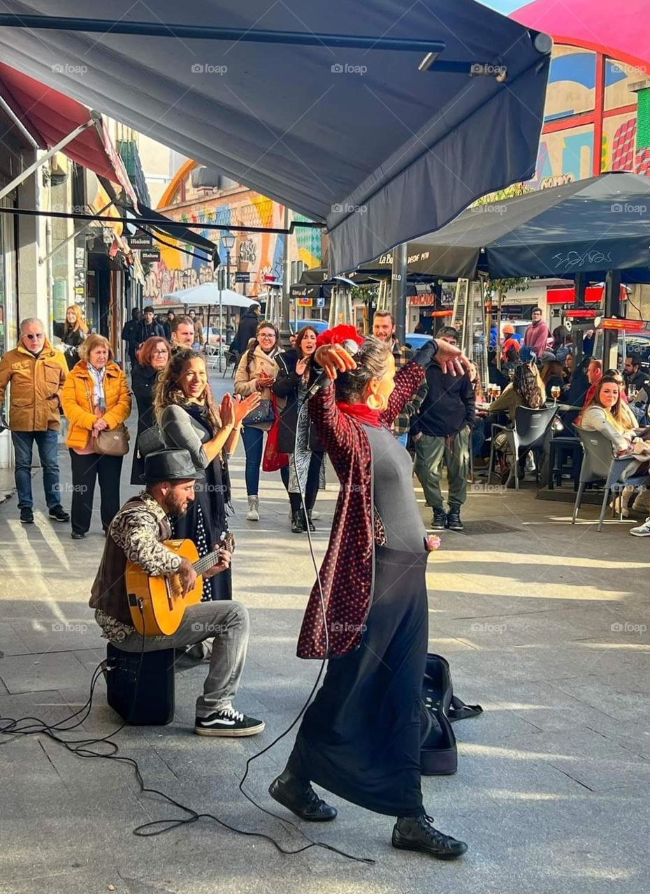 Introducing the crowds revolution mission